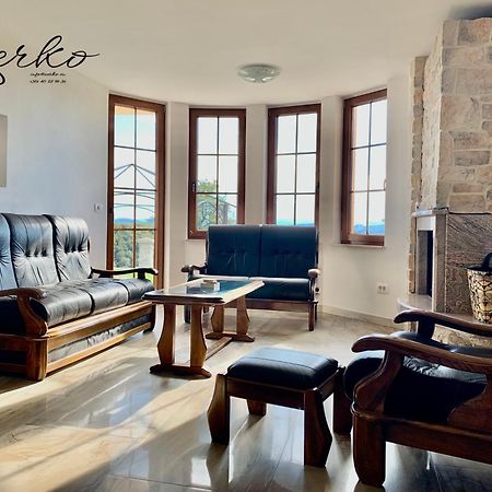 Zerko Holiday Home - Vineyard Chalet With Sauna And Jacuzzi Free Mirna Екстериор снимка