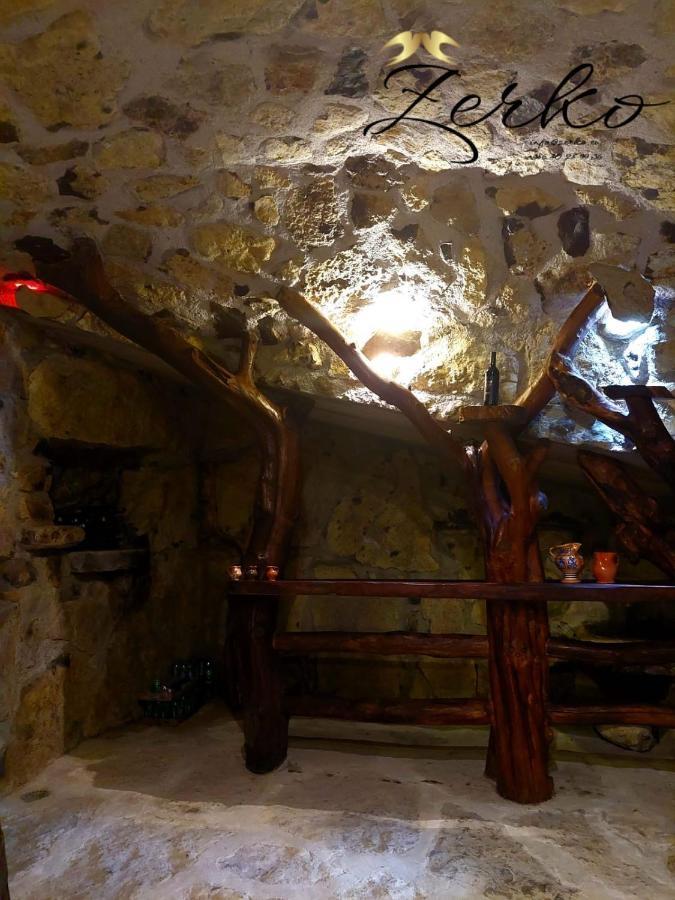 Zerko Holiday Home - Vineyard Chalet With Sauna And Jacuzzi Free Mirna Екстериор снимка